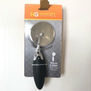 Hometown Gourmet wheel Pizza Cutter